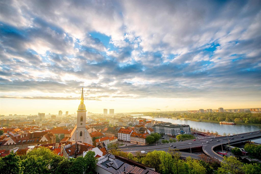Panoramic Bratislava and Craft Beer Tasting