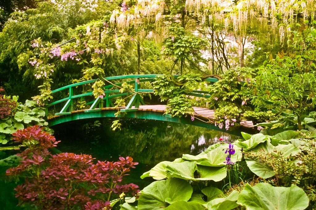 Visit Giverny House and Gardens