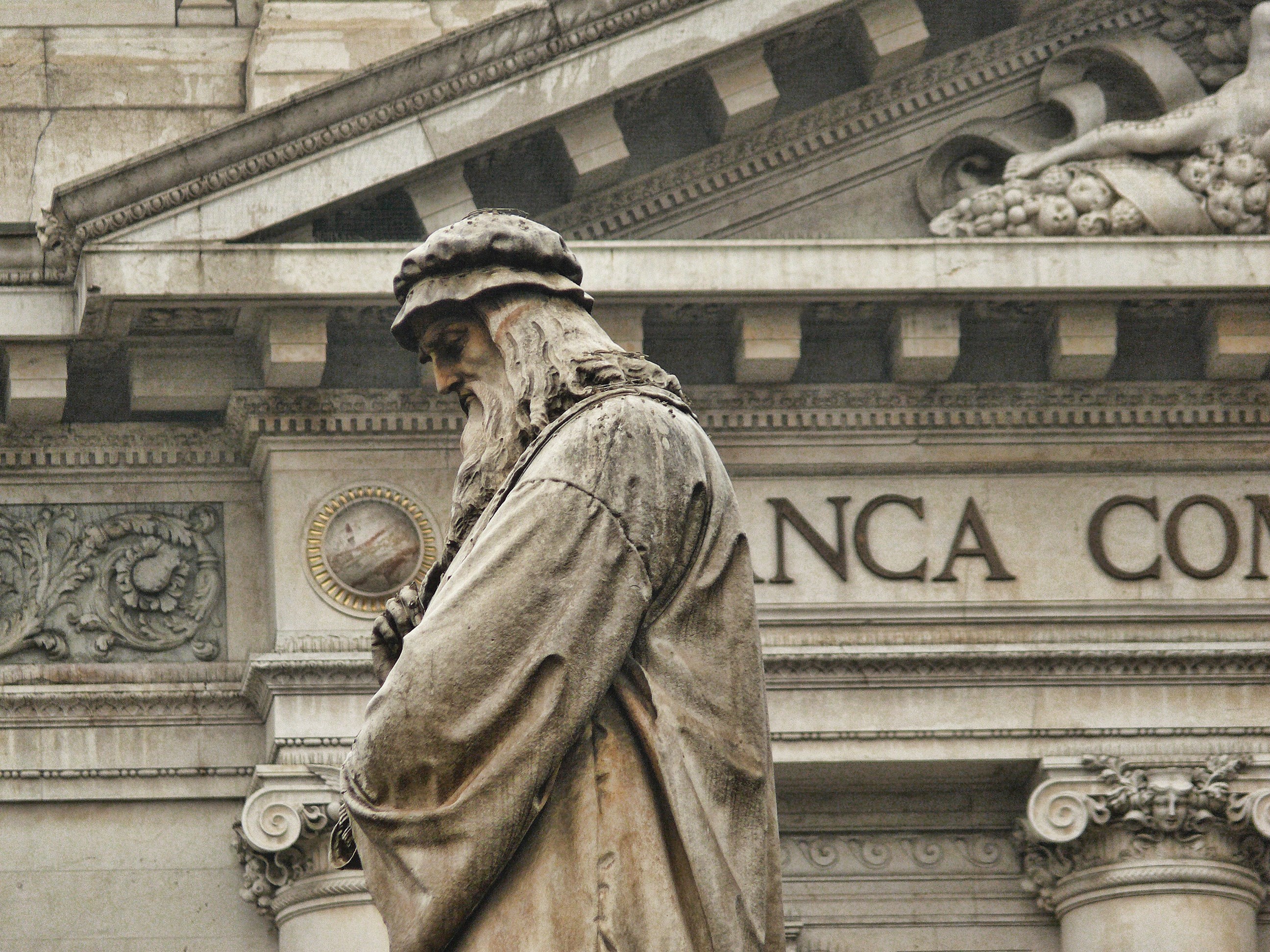 Tour the City of Milan