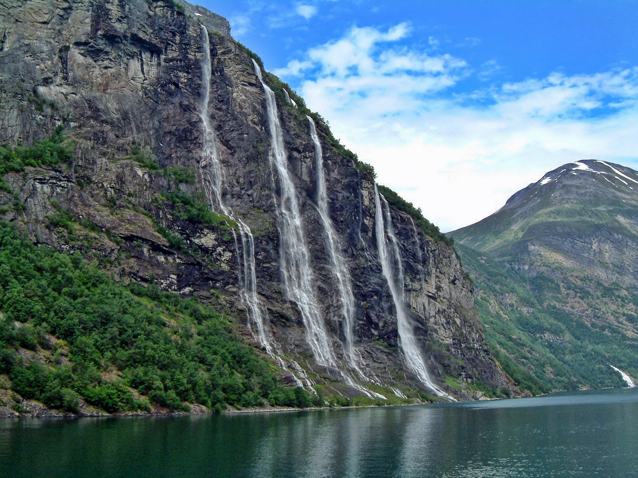 Geiranger Boat Fjord Safari