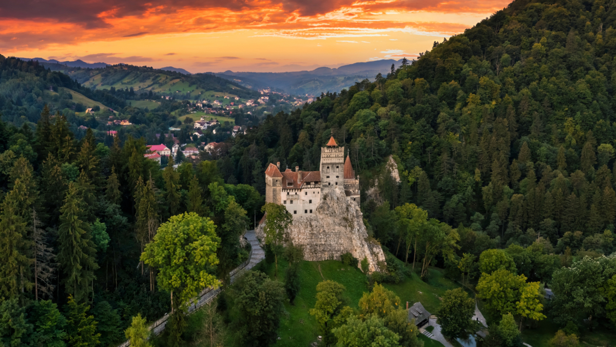 Cruise & Rail: Delightful Danube & the Castles of Transylvania