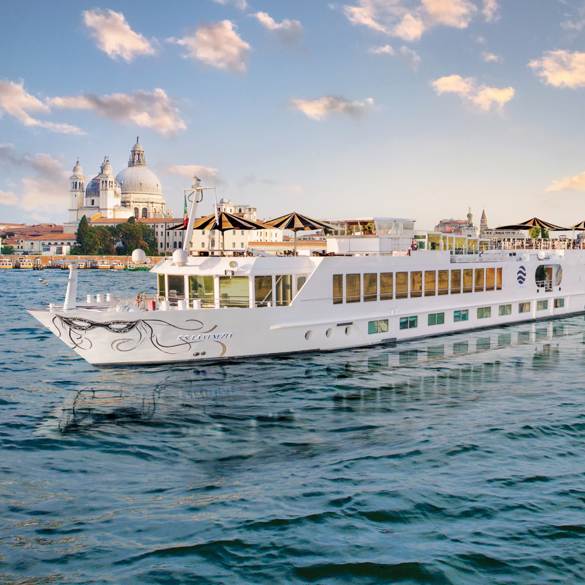 The Flavors of Venice: Captured Aboard the S.S. La Venezia