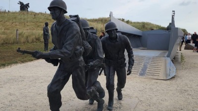 A Day-by-Day Review of Paris & Normandy