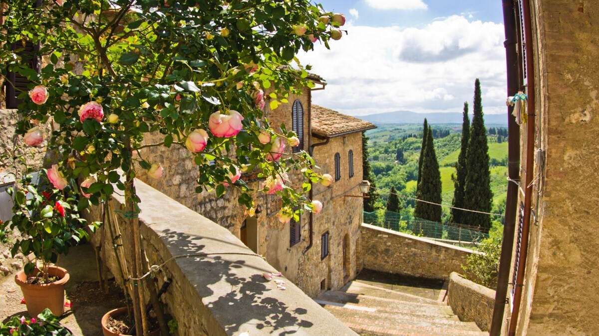 Perugia, San Gimignano, Florence