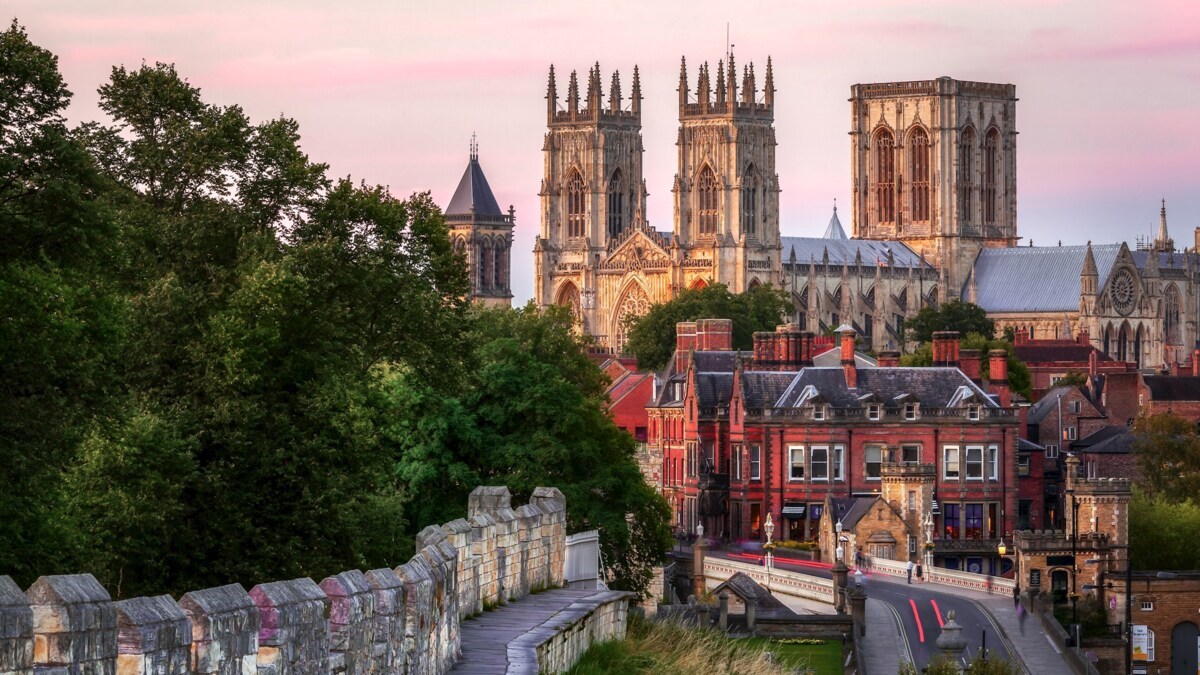 Cruise & Tour: Indulge in France & Britain