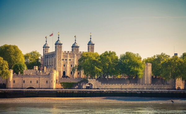 Cruise & Land: Indulge in France & Britain