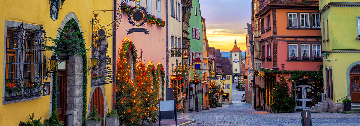 8 Colorful Towns to Add to Your Bucket List