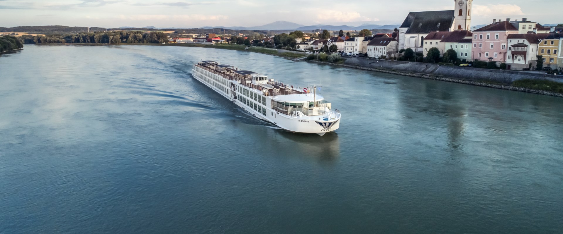 NEW  CRUISE BACK INTO TRAVEL ON THE RIVERS